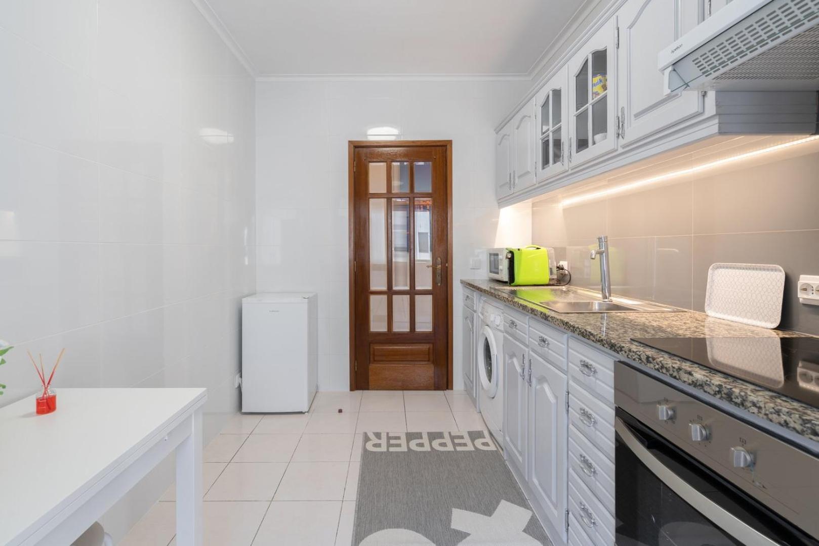 פורטו Guestready - Modern 2Br Flat In Vila Nova De Gaia מראה חיצוני תמונה
